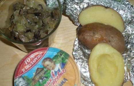 Картофель фаршированный грибами рецепт с фото по шагам - фото 5 шага 