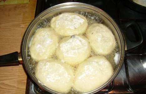 Картофельные пирожки с грибами рецепт с фото по шагам - фото 9 шага 