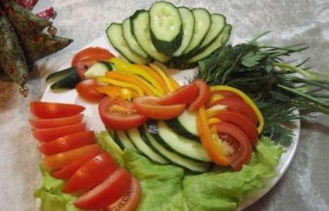Овощной салат-нарезка «Петух» рецепт с фото по шагам - фото 7 шага 