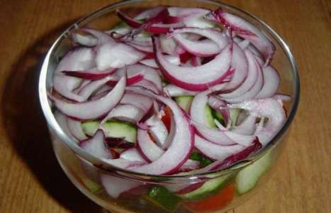Овощной салат с брынзой и грецкими орехами рецепт с фото по шагам - фото 6 шага 