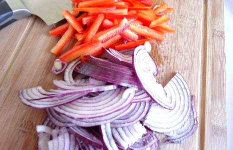 Овощной салат с цветной капустой рецепт с фото по шагам - фото 3 шага 