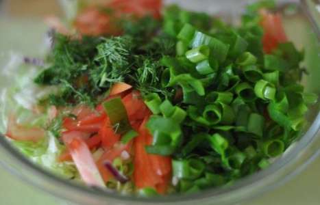 Овощной салат с маслом рецепт с фото по шагам - фото 3 шага 