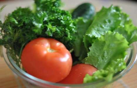 Овощной салат со сметаной рецепт с фото по шагам - фото 1 шага 