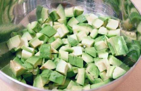 Салат из авокадо и груш рецепт с фото по шагам - фото 1 шага 
