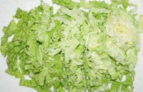 Салат с пекинской капустой и редисом рецепт с фото по шагам - фото 1 шага 