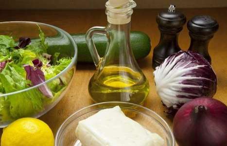 Салат с сыром Халуми рецепт с фото по шагам - фото 1 шага 