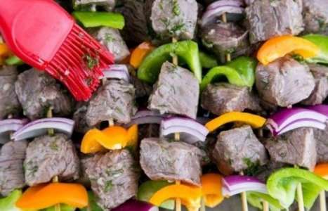 Шашлык из говядины с овощами рецепт с фото по шагам - фото 6 шага 
