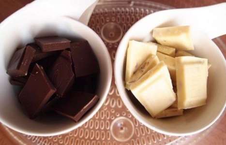 Творожно - малиновое суфле с шоколадом рецепт с фото по шагам - фото 1 шага 