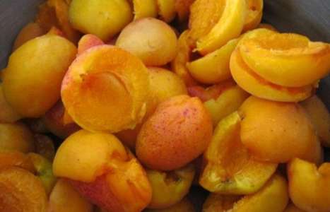 Варенье из абрикосов без воды рецепт с фото по шагам - фото 2 шага 
