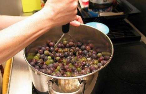 Виноградное желе рецепт с фото по шагам - фото 1 шага 