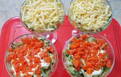 Вкусный салат с тунцом рецепт с фото по шагам - фото 5 шага 